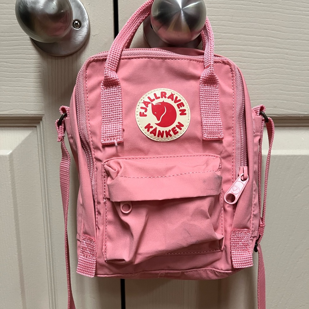 Fjällräven Pink Sling Crossbody Purse - Picture 6 of 8